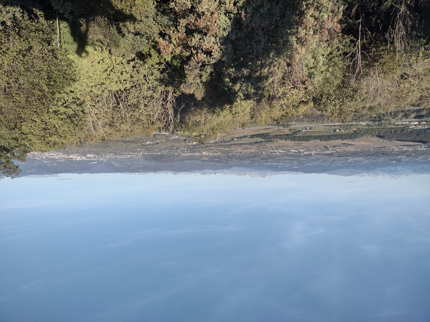 Tamo lijevo je vrh Matajur......a desno je Sabotin, drugi dio